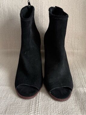 Gianni Bini Open-Toe Black Suede Ankle Bootie SZ 7